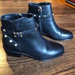 (SOLD) VALENTINO GARAVANI ANKLE BOOTS